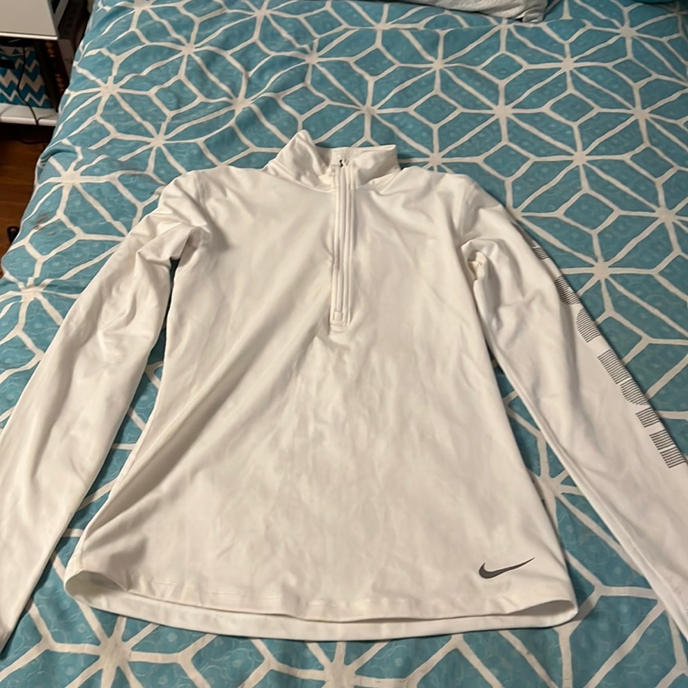 Don’t wear anymore white size medium